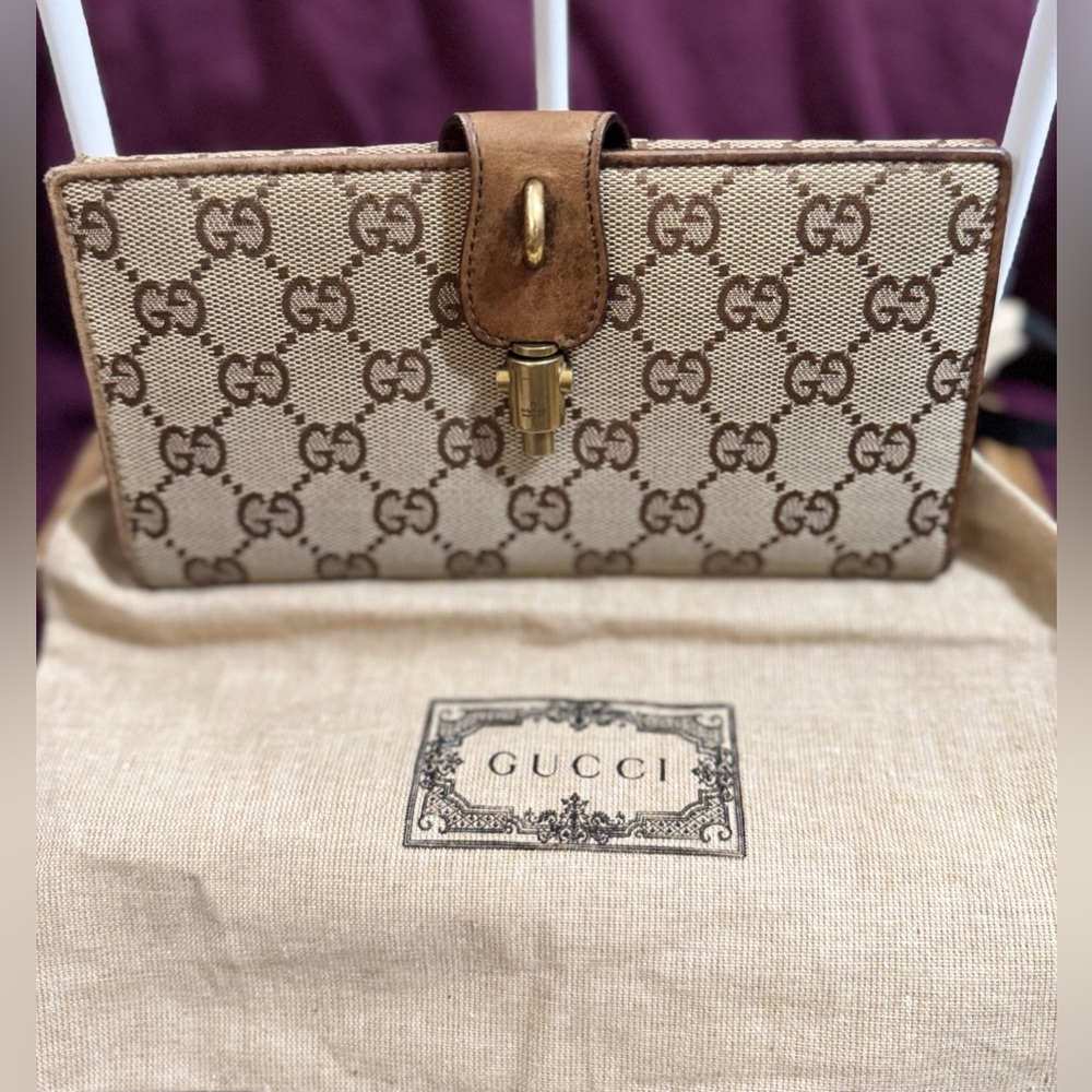 Gucci Vintage Beige/Ebony GG Fabric Piston Long Wallet EUC W/ COA